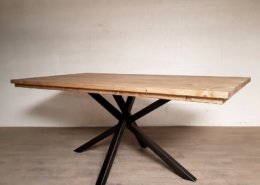 pied de table mikado