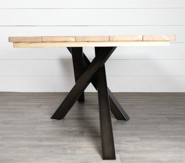 pied de table croise pyeta