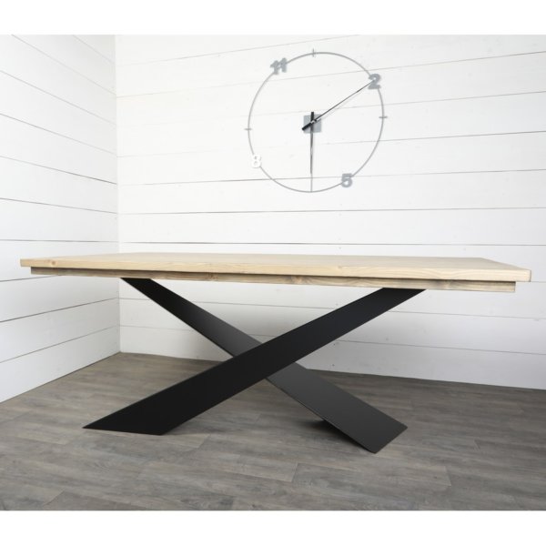 pied de table croise